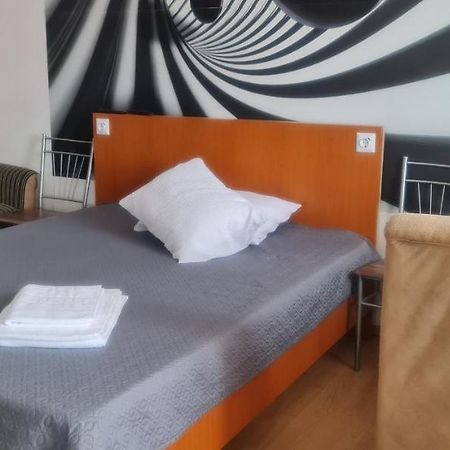Appartamento Garsoniera Horezu Esterno foto