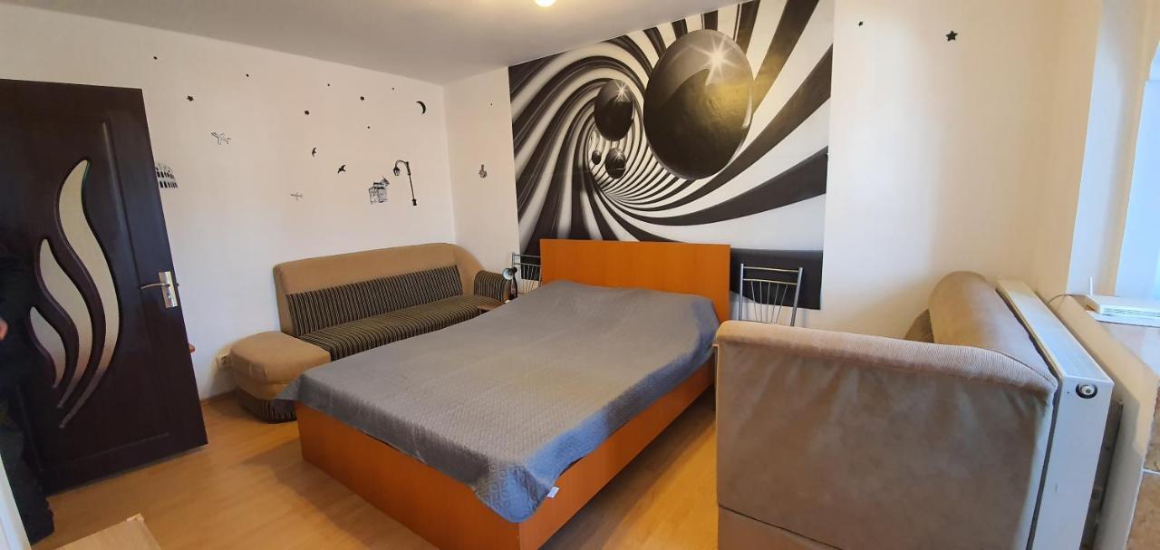 Appartamento Garsoniera Horezu Esterno foto